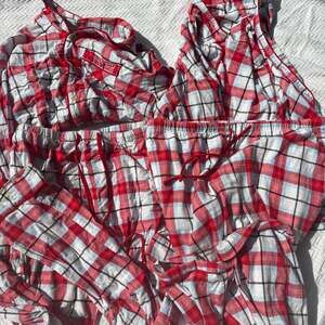 Matching Christmas Flannel Pajama Sets (2)